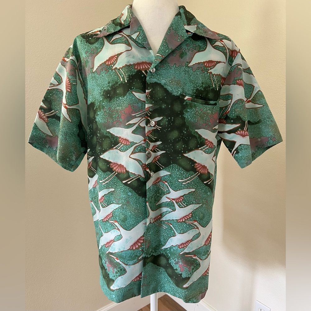 Vintage 1970s-80s Men’s Button-Up Shirt – Crane Print – Size Medium (Estimated)